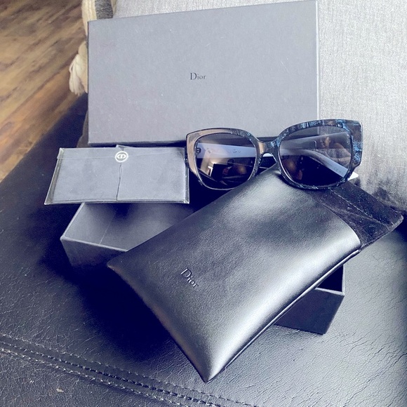 Christian Dior Night F Sunglasses (Authentic ) - Picture 15 of 16